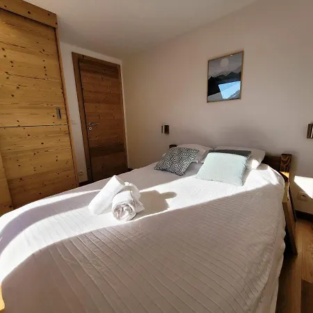 Lumineux Et Spacieux Avec 2 Terrasses, Proche Des Pistes Et Commerces Aux Gets - Fr-1-598-94 Les Gets